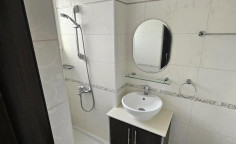 2 bedrooms apartment to rent in Lakatamia