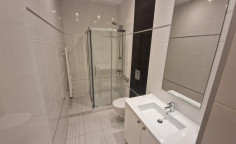 Spacious 3 bedroom apartment to rent in Agioi Omologites