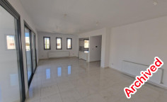 Spacious 3 bedroom apartment to rent in Agioi Omologites