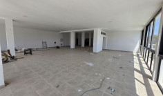 Commercial to rent in Pernera