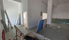 Commercial to rent in Pernera