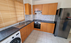 2 bedroom house to rent in Deryneia