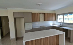 Beautiful 4 bedroom apartment to rent in Agioi Omologites