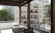 Large 2 bedrooms apartment to rent in Agioi Omologites