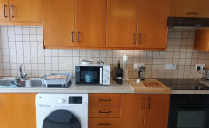 Large 2 bedrooms apartment to rent in Agioi Omologites