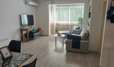 Large 2 bedrooms apartment to rent in Agioi Omologites