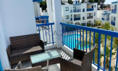 Two bedroom top floor apartment in Kato Paphos 