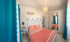 Two bedroom top floor apartment in Kato Paphos 