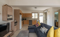 Large 3 bedrooms house to rent in Pernera