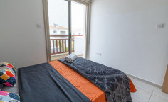 Large 3 bedrooms house to rent in Pernera