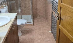 Large 4 bedroom house for sale in Palaiometocho Large 4 bedroom house for sale in Palaiometocho