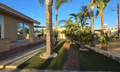 Large 4 bedroom house for sale in Palaiometocho Large 4 bedroom house for sale in Palaiometocho