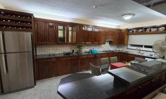 Large 4 bedroom house for sale in Palaiometocho Large 4 bedroom house for sale in Palaiometocho