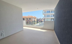 Contemporary 2 bedroom apartment for sale in Polemidia 