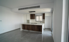 Three bedrooms apartment 137 m2 for sale in Strovolos
