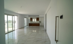 3 apartment 137 m2 for sale in Strovolos