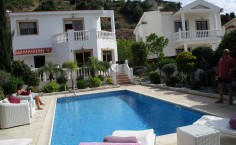 4 Bedroom Detached House for Sale in Parekklisia, Limassol