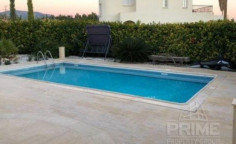 Spacious 3 bedroom furnished villa for sale in Coral Bay