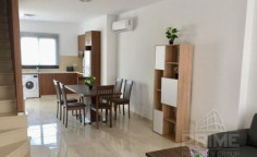 2 bedroom maisonette with swimming pool for sale in Coral Bay