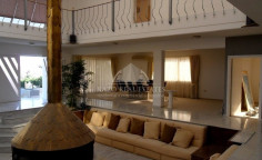 Beautiful 4 bedroom furnished house with swimming pool for sale in Parekklisia
