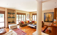 5 bedroom unfurnished house for sale in Kato Polemidia