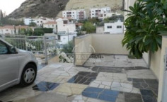 6 bedroom furnished house with swimming pool for sale in Agia Fyla