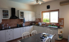 6 bedroom furnished house with swimming pool for sale in Green Area