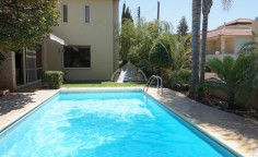 Beautiful 4 bedroom furnished house with swimming pool for sale in Agios Athanasios