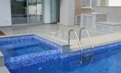 Spacious 3 bedroom house for sale in Moni