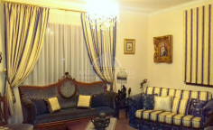 Spacious 4 bedroom house with swimming pool to rent in Neapolis