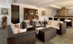 5 bedroom detached villa in Kato Amiantos 