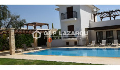 Luxury 3 bedroom villa with swimming pool for sale in Aphrodite Hills