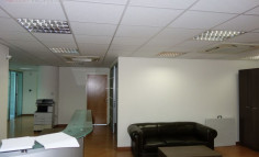 500 sq. M unfurnished luxury office space for rent in prime location 