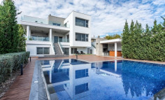 Unique luxury villa for sale in ag. Fyla 
