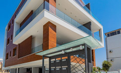 Luxury 3 bedroom penthouse with swimming pool for sale in Potamos Germasoyias