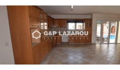 Lovely 4 bedroom house with swimming pool for sale in Strovolos