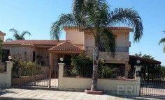 3 bedroom villa for sale in Trachoni