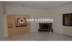 Large 5 bedroom house with swimming pool for sale in Strovolos