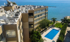 Luxury 3 bed apartment with swimming pool for sale in Germasogeia Tourist Area