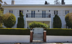 5 bedroom furnished house with swimming pool for sale in Aglantzia