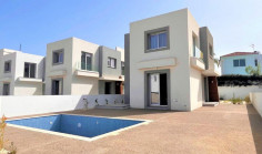 Luxury 3 bedroom house with swimming pool for sale in Agia Triada