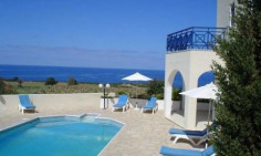 3 bedroom furnished house with swimming pool for sale in Agios Georgios