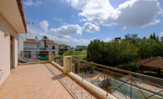 3 bedroom house with swimming pool for sale in Strovolos