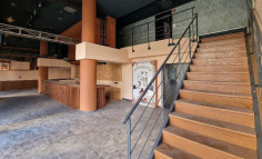 Shop 247 m2 for sale in Agioi Omologites