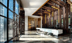 Luxury shop to rent in Mesa Geitonia