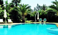 4 bedroom villa with swimming pool for sale in Erimi