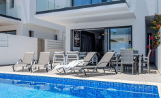 Spacious 5 bedroom villa for sale in Dhekelia