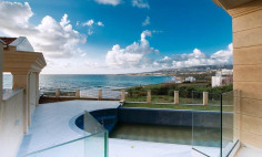 Beautiful 5 bedroom house with swimming pool for sale in Kissonerga