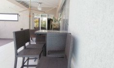 Large 5 bedroom house with swimming pool for sale in Ekali