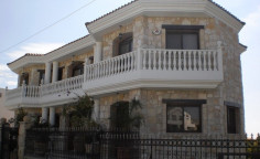 5 bedroom house with swimming pool for sale in Panthea